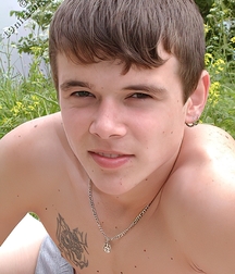 Muscular Gay Boy Kofner And His In- & Outbound Porn