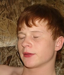 Classic Gay Porn - Red head Boy Shows & Jerks Off 6301e08bcc6b4.jpg