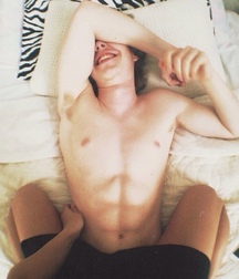 Some Eye Candy Sexy Gay Tube Twinks! 5f7dfc0d0f7d3.jpg