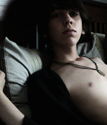 Some Eye Candy Sexy Gay Tube Twinks! 5f7dfc13e7c08.jpg