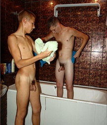 Gay Twinks Porn - 197 - Danil and David shower 5fd56abacd541.jpg
