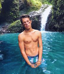 Gay Twinks Porn - 210 - twinks outdoors (no nudes) gay tube 5fde786d6db28.jpg