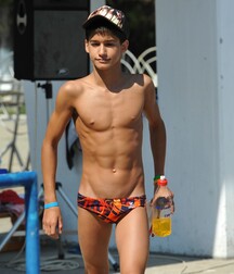 Gay Twinks Porn - 210 - twinks outdoors (no nudes) gay tube 5fde78e3531cd.jpg