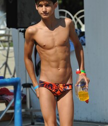 Gay Twinks Porn - 210 - twinks outdoors (no nudes) gay tube 5fde78f396558.jpg