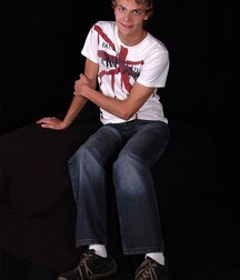 Gay Twinks Porn - 213 - Wiktor solo 5fe4abdd07e17.jpg