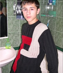 Gay Twinks Porn - 277 - Gora taking a shower 6027011ce7f54.jpg