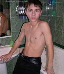 Gay Twinks Porn - 277 - Gora taking a shower 6027013ad9a41.jpg