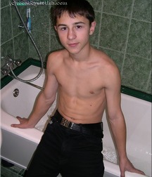 Gay Twinks Porn - 277 - Gora taking a shower 60270141331bc.jpg