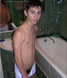 Gay Twinks Porn - 277 - Gora taking a shower 60270288d0d27.jpg