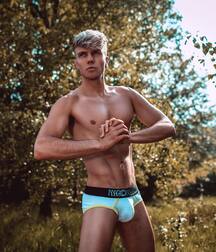 Gay Twinks Porn - 279 - Adam and some beauties 60271fc297f89.jpg