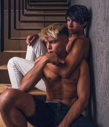 Gay Twinks Porn - 289 - beautiful young men (no nude) 60319abd57327.jpg