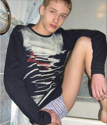 Gay Twinks Porn - 347 - Evdokim takes a shower 605518fd2a7f6.jpg