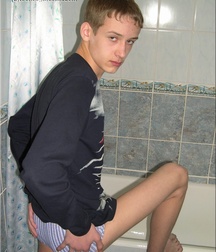 Gay Twinks Porn - 347 - Evdokim takes a shower 6055198342098.jpg
