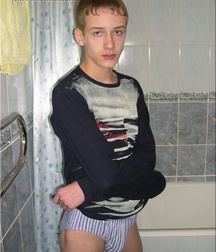 Gay Twinks Porn - 347 - Evdokim takes a shower 605519890b952.jpg