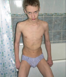 Gay Twinks Porn - 347 - Evdokim takes a shower 605519a2be00f.jpg
