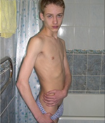 Gay Twinks Porn - 347 - Evdokim takes a shower 605519b710a82.jpg