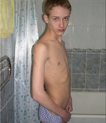 Gay Twinks Porn - 347 - Evdokim takes a shower 605519c1226a6.jpg