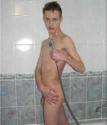 Gay Twinks Porn - 347 - Evdokim takes a shower 60551a28a9594.jpg