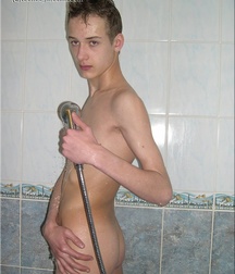 Gay Twinks Porn - 347 - Evdokim takes a shower 60551a354f50a.jpg