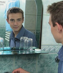 Gay Twinks Porn - 345 - Gabor shower wank (Part A) 6056056d4f0f6.jpg