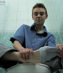 Gay Twinks Porn - 345 - Gabor shower wank (Part A) 605605821513a.jpg