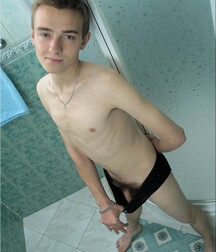 Gay Twinks Porn - 345 - Gabor shower wank (Part A) 605605f68fdf9.jpg
