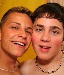 Gay Twinks Porn - 387 - mixed kissing 60693282cb55e.jpg