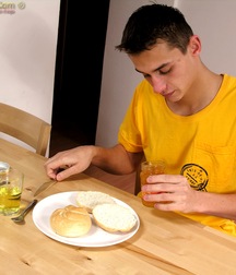Gay Twinks Porn - 421 - breakfast with Rodzynek 615a211f87680.jpg