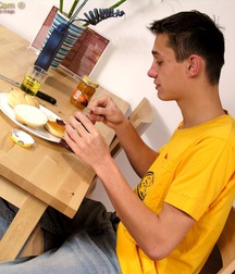 Gay Twinks Porn - 421 - breakfast with Rodzynek 615a21217f3ed.jpg
