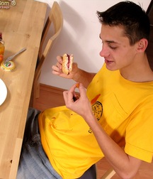Gay Twinks Porn - 421 - breakfast with Rodzynek 615a212e0b096.jpg