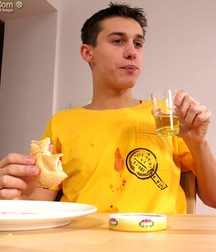 Gay Twinks Porn - 421 - breakfast with Rodzynek 615a21323626b.jpg
