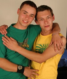 Gay Twinks Porn - 428  - mixed twink models 616217c5ae5ae.jpg