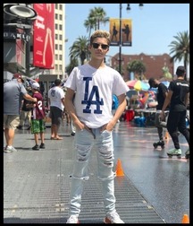 From MIKE2021 Mix of Twinks No nude No Porn 5f7dff18e518d.jpg