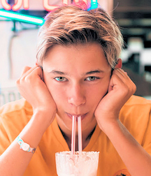 From MIKE2021 Cute Twinks No nude No porn 5f81cd067a48e.jpg
