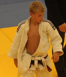From MIKE2021 SEXY BOYS No nude No porn 5f95fcbeaca3f.jpg
