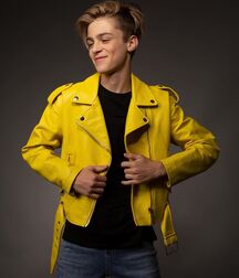 From MIKE2021 IN YELLOW No Porn No Nude Gay Tube 5fba443d60de8.jpg