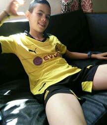 From MIKE2021 IN YELLOW No Porn No Nude Gay Tube 5fba445aeab41.jpg