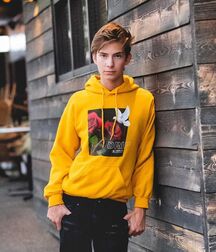 From MIKE2021 IN YELLOW No Porn No Nude Gay Tube 5fba44724df64.jpg