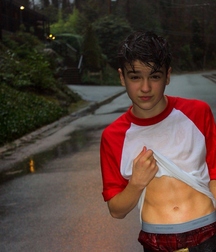 From MIKE2021 Cute boys and that's It No Porn No Nude 5fcdd12668eef.jpg
