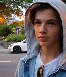 From MIKE2021 Cute boys and that's It No Porn No Nude 5fcdd1c3aeb13.jpg