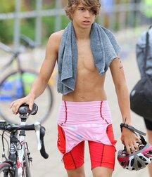 From MIKE2021 Cute boys and that's It No Porn No Nude 5fcdd2180e731.jpeg