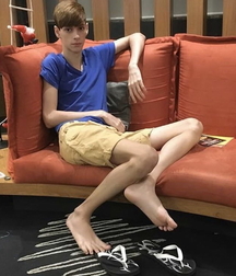 From MIKE2021 Cute boys and that's It No Porn No Nude 5fcdd24bc4770.jpg