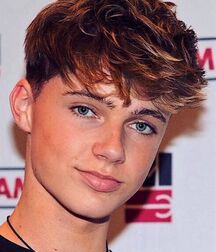 ATTRACTIVE TWINKS NICE FACES FROM PROFILES BY GAY TUBE COLLECTION 5f9b07fc917c8.jpg