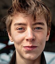 BOYS NICE FACES FROM PROFILES GAY TUBE COLLECTION 5faafa549b405.jpg
