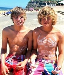 NICE FACES FROM GAY TUBE COLLECTION FRESH 5fb6a914dcfb0.jpg