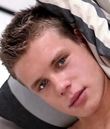 NICE & CUTE BOYS FACES GAY TUBE COLLECTION 5fba673e737f2.jpg
