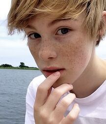 CUTE & NICE BOYS FACES GAY TUBE COLLECTION TENDER 5fbbea83b4313.jpg