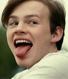 NICE & CUTE BOYS FACES GAY TUBE COLLECTION SCHOOL 5fbeb4bd723df.jpg