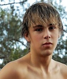 NICE & CUTE BOYS FACES GAY TUBE COLLECTION TWINK GOOD 5fc3fba06a47e.jpg