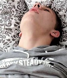 NICE & CUTE BOYS FACES GAY TUBE COLLECTION TWINK GOOD 5fc3fc1375ce0.jpg